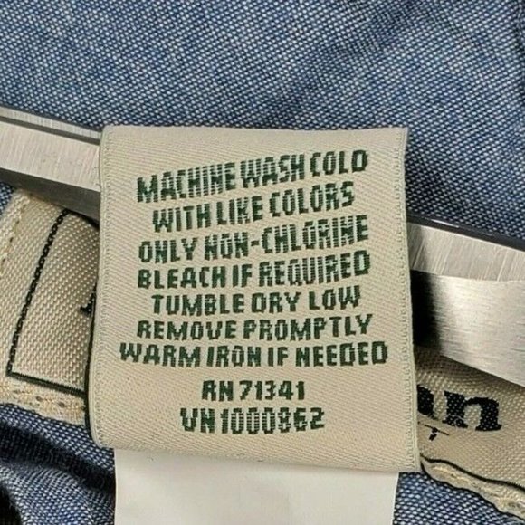 L.L. Bean Outlet Standard Fit Deep Olive Lakewashed 32x32 Men Khaki Pants - Picture 10 of 12